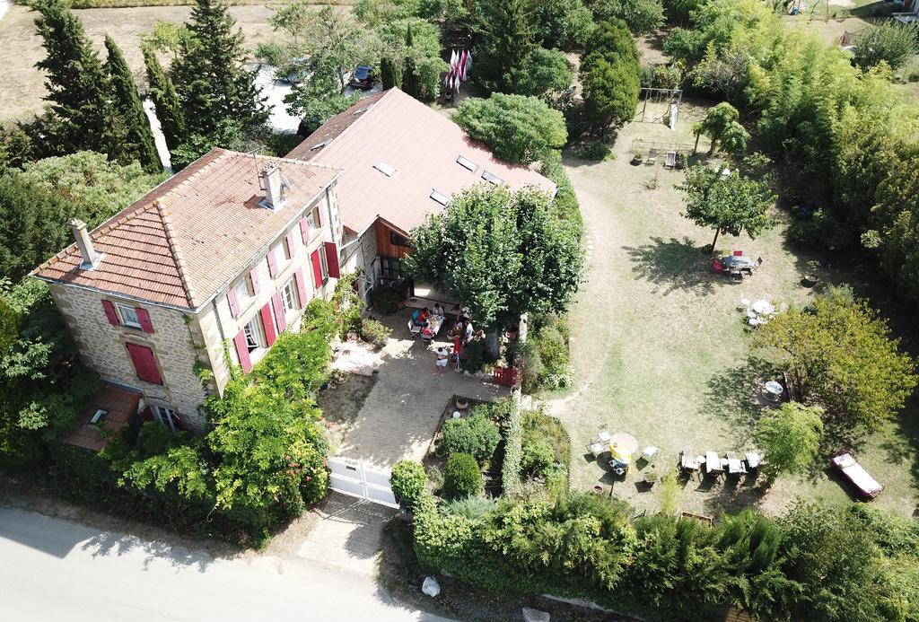 Chambres D'Hotes Les 7 Semaines Chantemerle-les-Bles Экстерьер фото